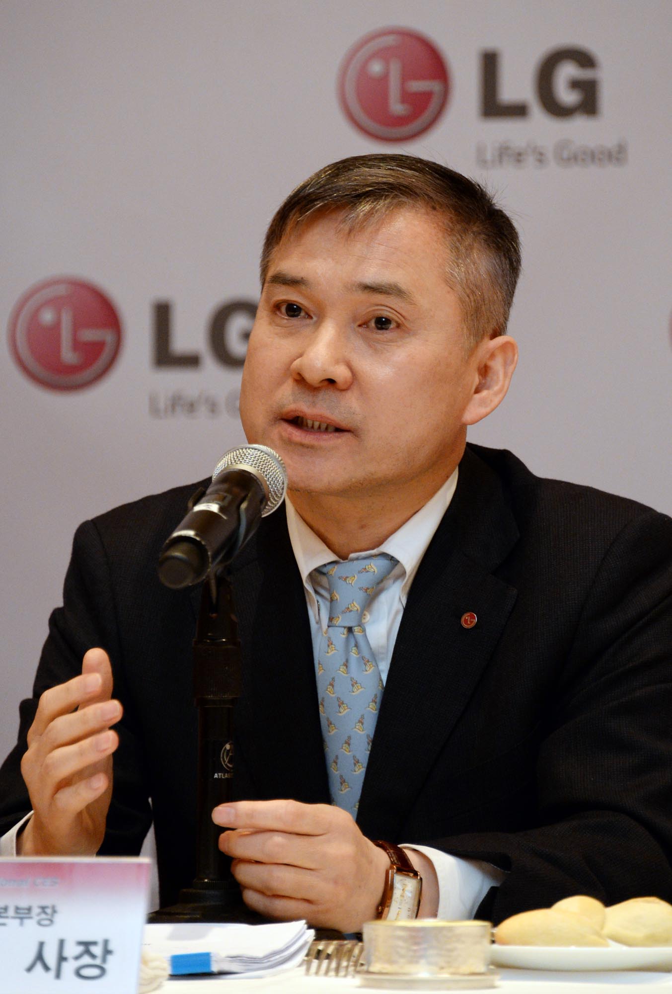 LG HE Company president and CEO, Hyun-hwoi Ha, announcing that LG Electronics Home Entertainment Company is changing the dynamics of the TV market