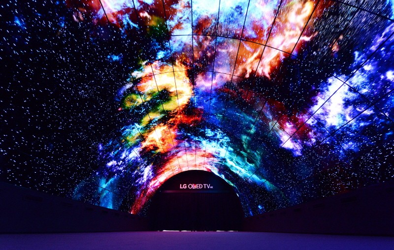 A wide-angle shot of the LG OLED Tunnel at IFA 2016